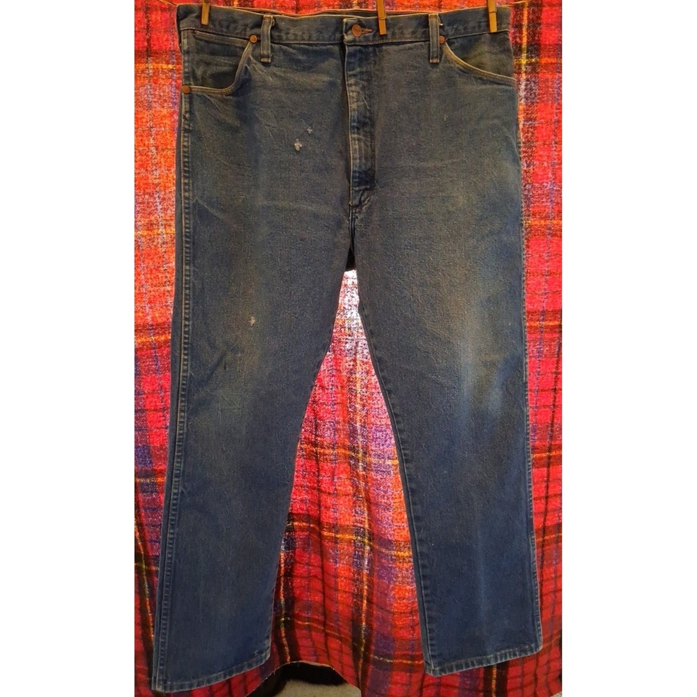Wrangler men's Straight‎ Cut Made in USA Blue Jeans 42x30 "Read"